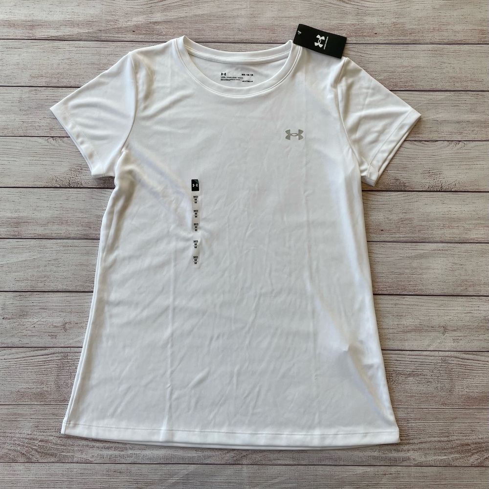 NWT Under Armour Women’s White Athletic Tee